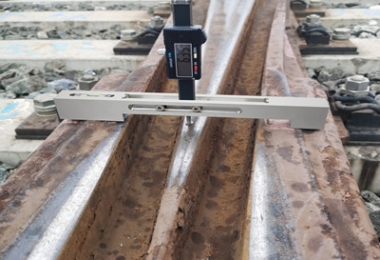 Digital Switch Rail Height Gauge